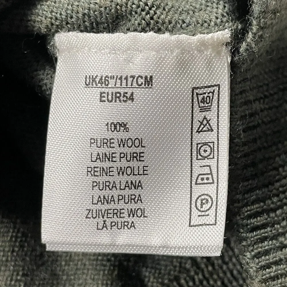 Vintage Alan Paine Men’s V-Neck Sweater Vest Gray Merino Wool UK 46 EUR 54 US XL
